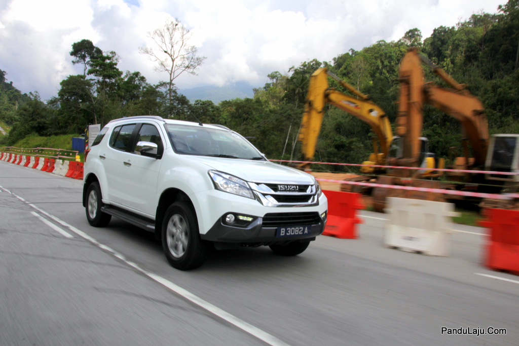 pandu uji isuzu mu-x