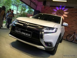 Mitsubishi Outlander 2016