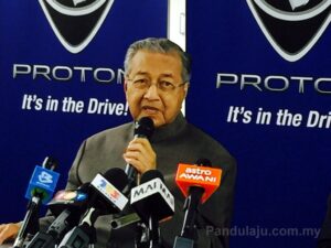 Tun Mahathir Letak Jawatan Pengerusi Proton