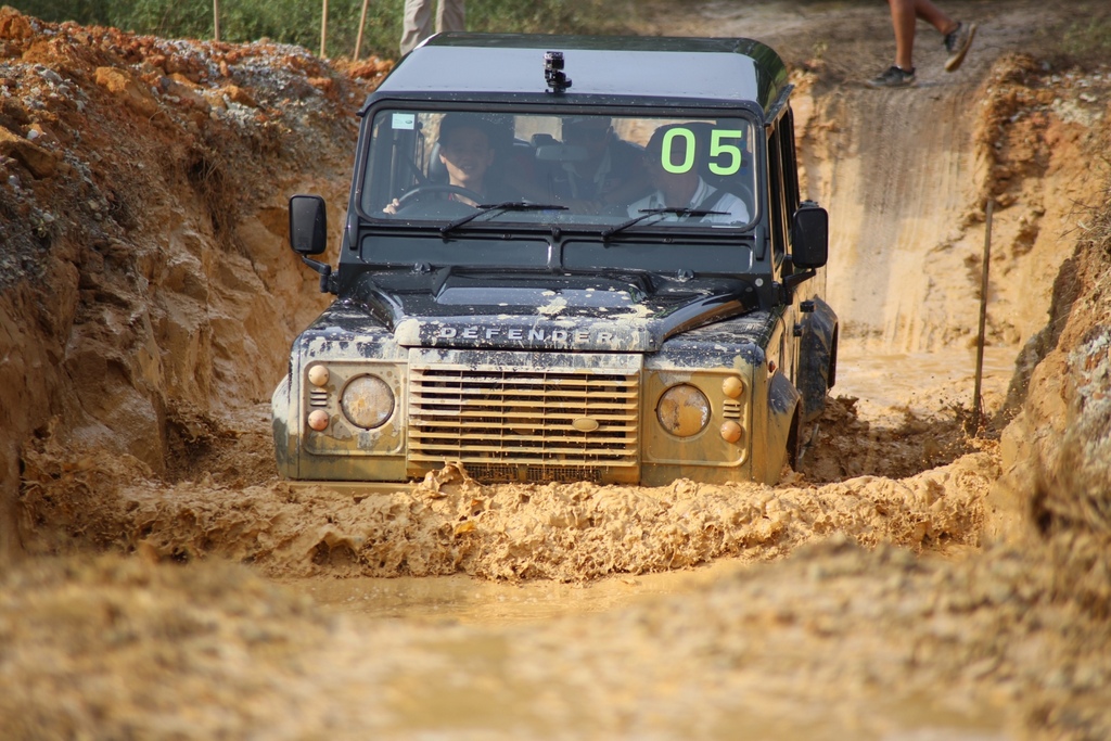 Land Rover Defender_Pandulajudotcomdotmy (1)