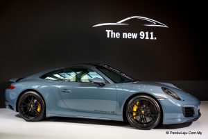 Porsche 911 Carrera