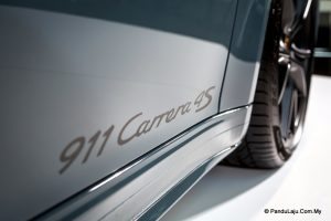 Porsche 911 Carrera