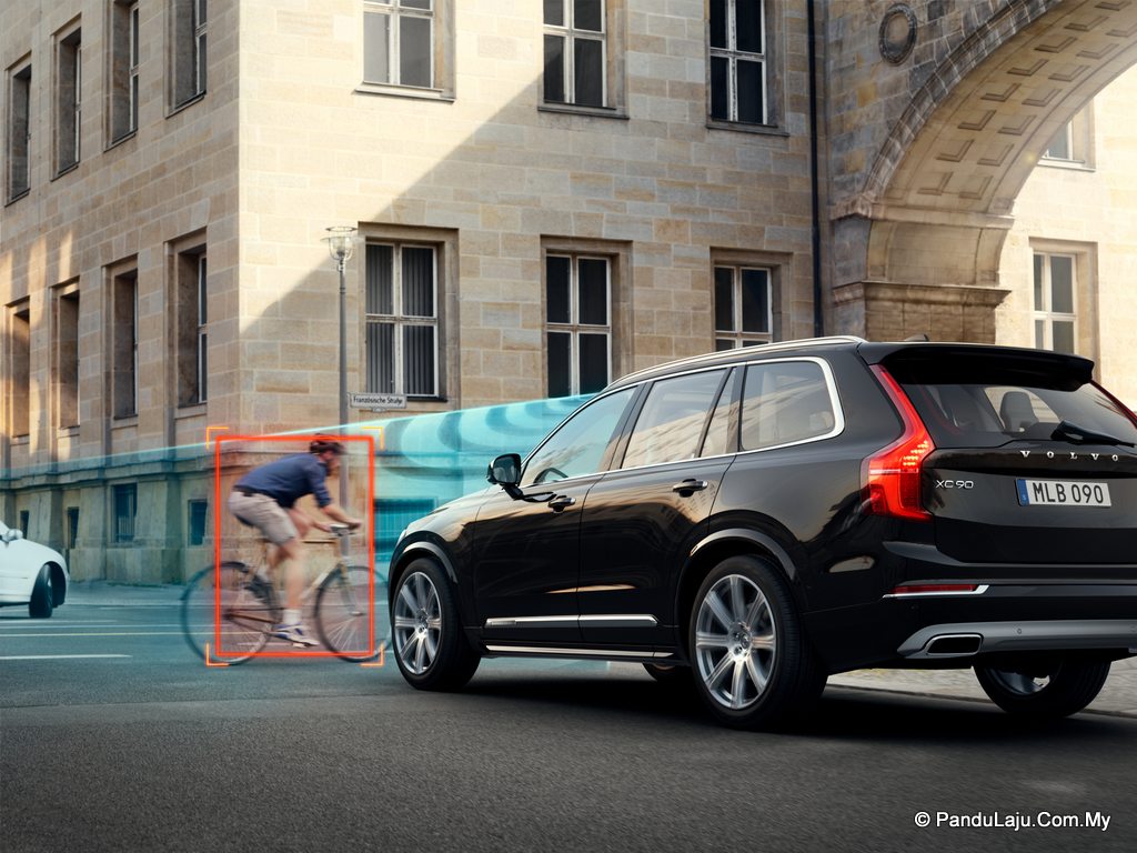 Volvo XC90 T8
