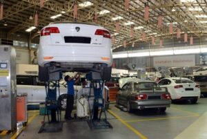 Harga alat ganti Proton Turun