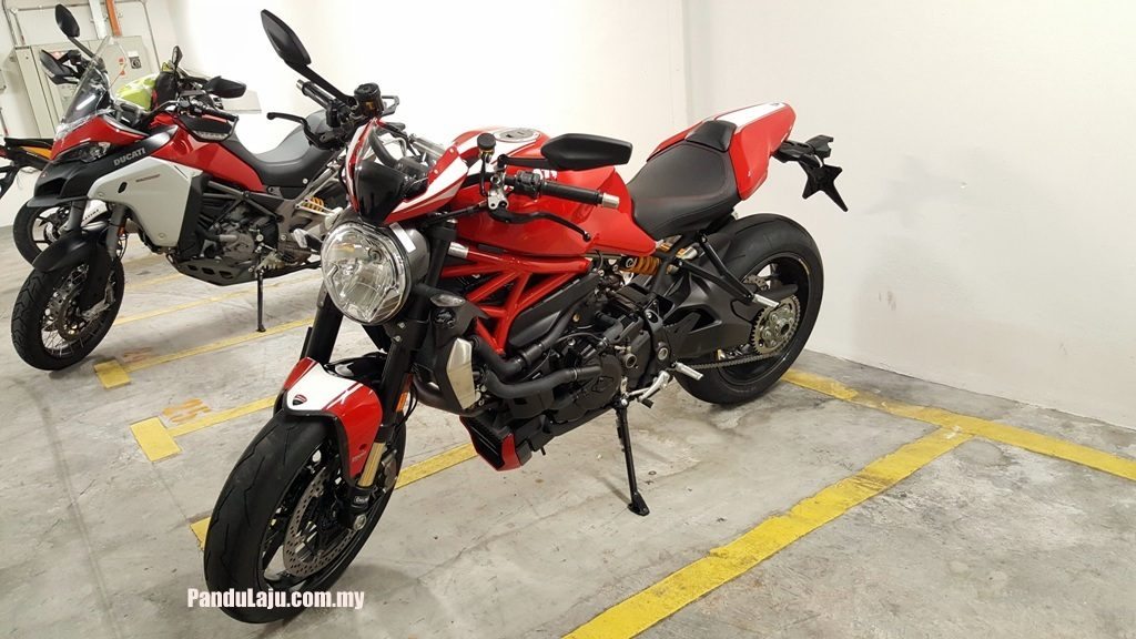 Ducati Monster 1200R