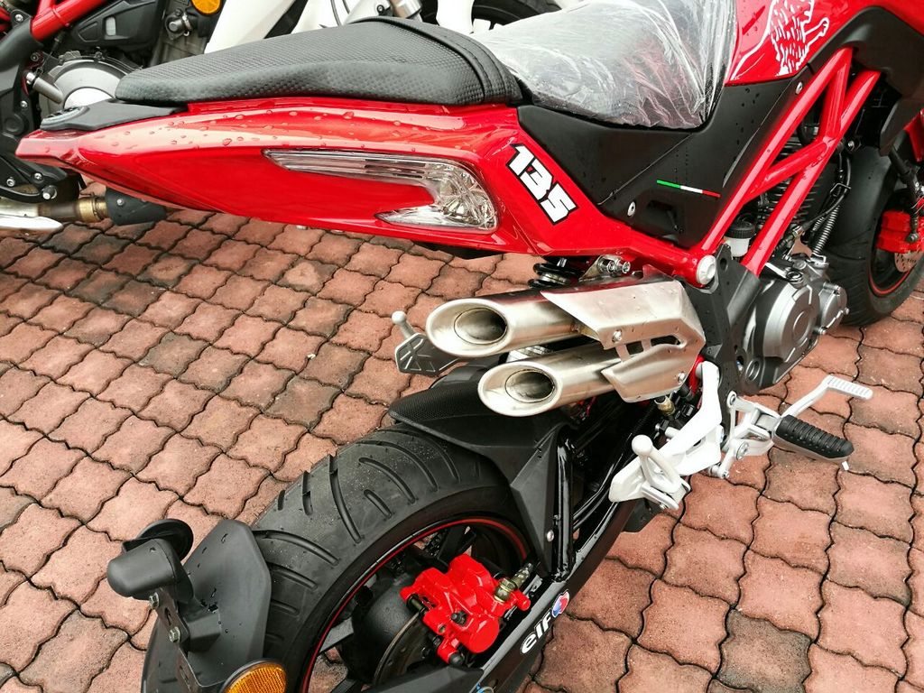 Benelli TNT 135