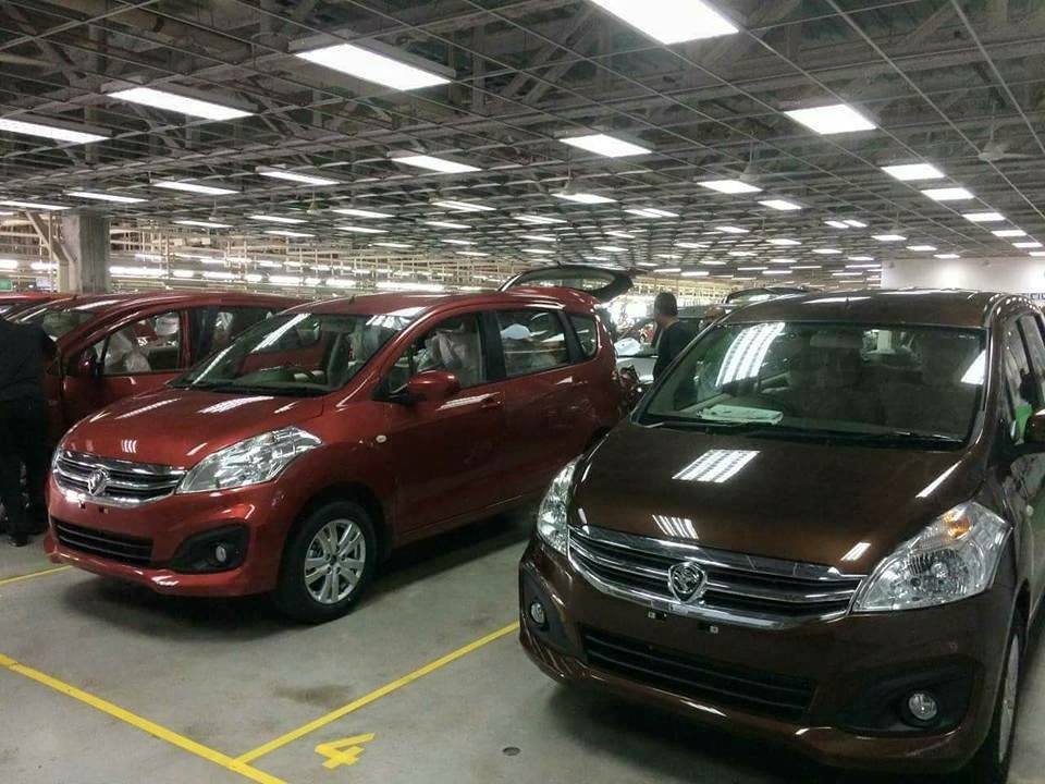 Foto proton ertiga