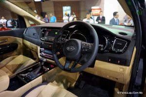 kia grand carnival