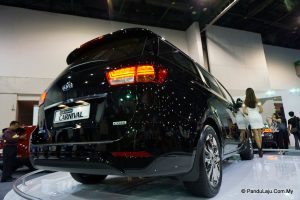 kia grand carnival