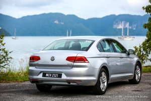 pandu uji volkswagen passat B8