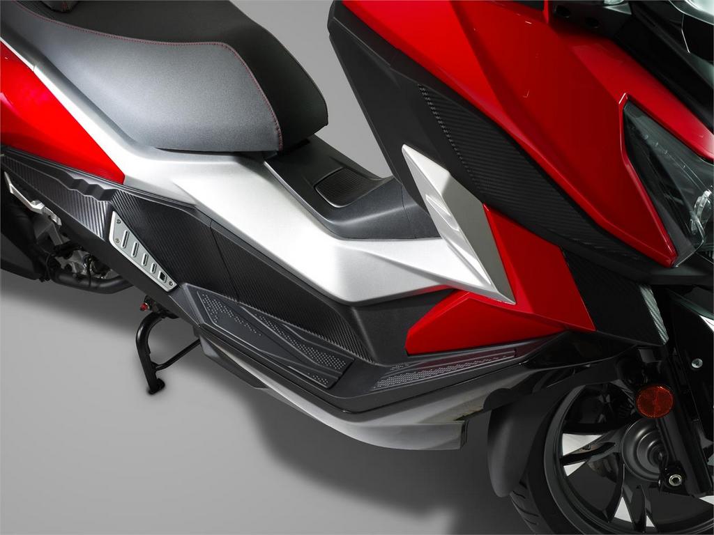 SYM CRUiSYM 300i
