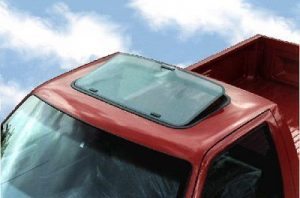 Sunroof vs Moonroof: Serupa Tetapi Tidak Sama, Kenali Beza ...