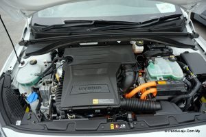 pandu uji hyundai ioniq