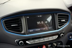 pandu uji hyundai ioniq