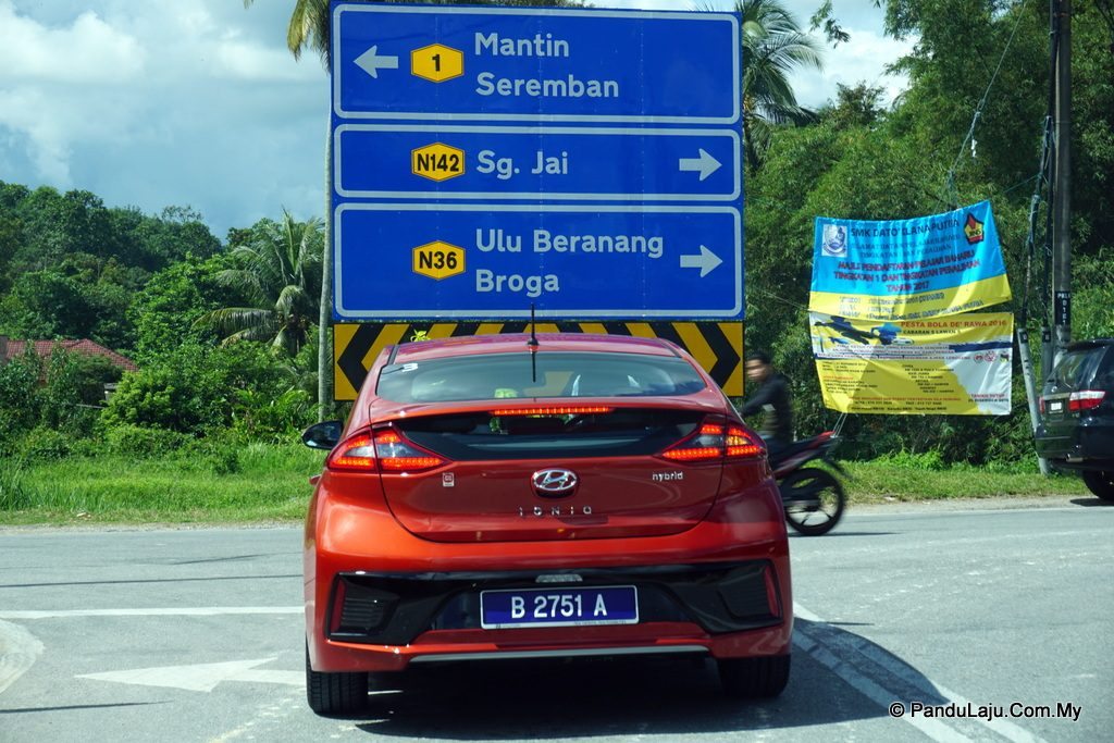 pandu uji hyundai ioniq