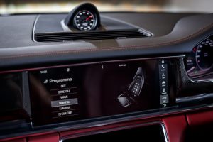 porsche panamera 2017