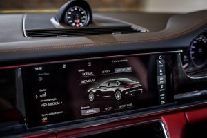 porsche panamera 2017