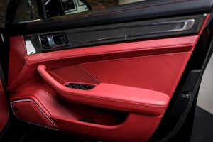 porsche panamera 2017