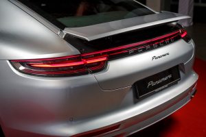 porsche panamera 2017