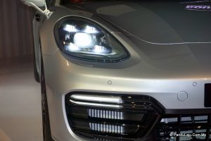 porsche panamera 2017