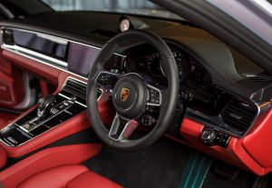 porsche panamera 2017