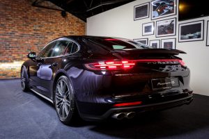 porsche panamera 2017