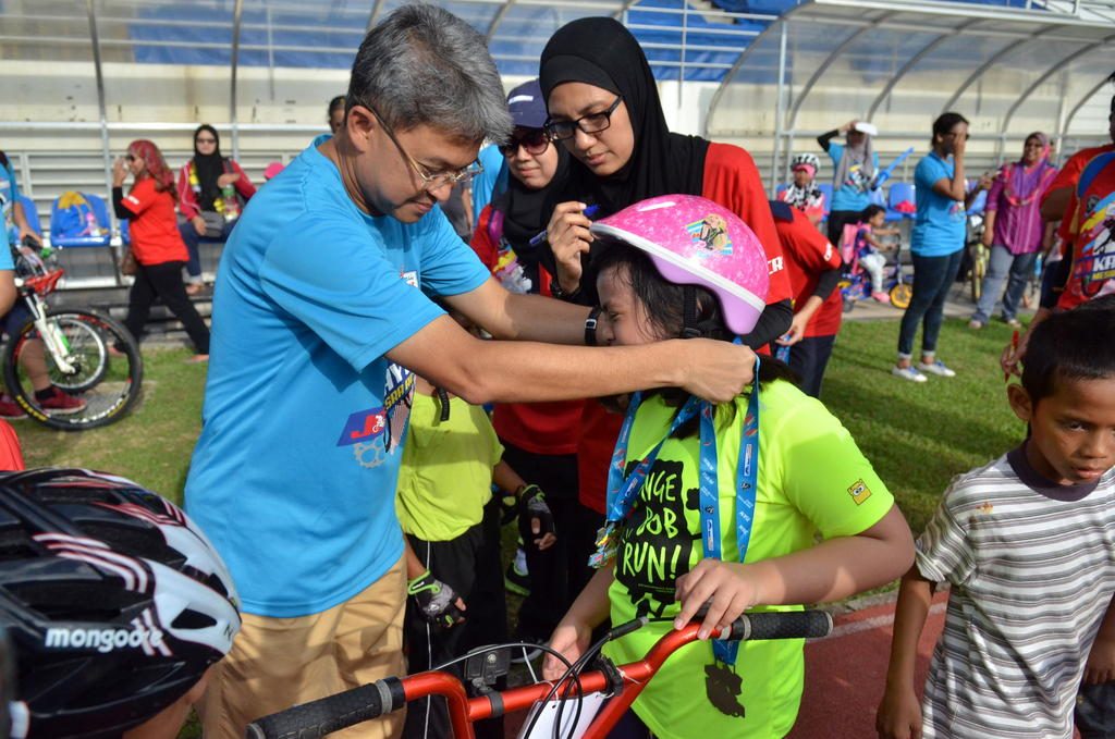 Jom Kayuh Mesra Alam Proton