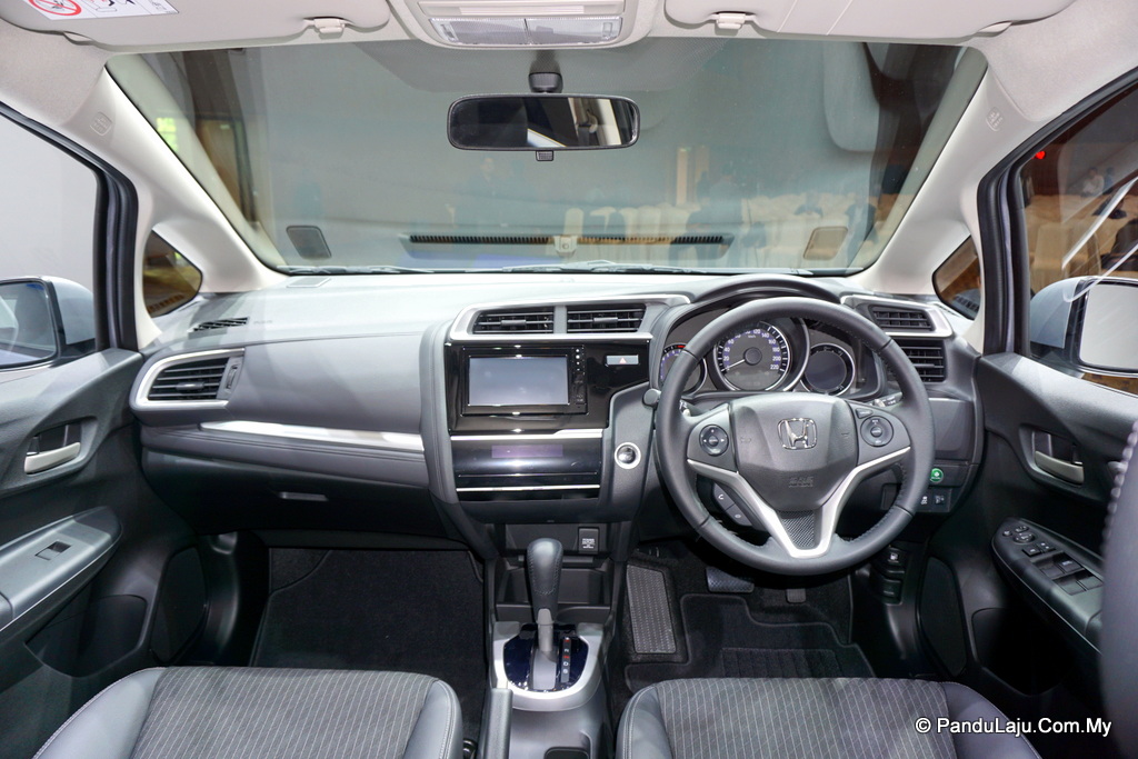 Honda Jazz Sport Hybrid Malaysia_PanduLaju (21 