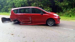 gandar belakang tercabut