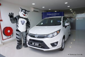 pusat 4s proton muar johor