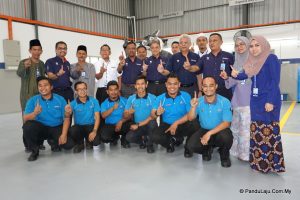 pusat 4s proton muar johor