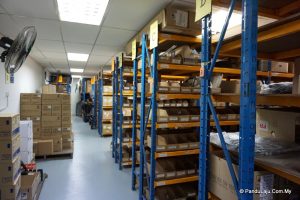 pusat 4s proton muar johor