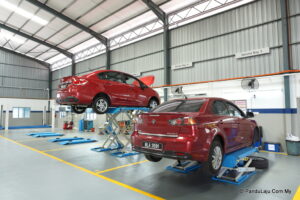 pusat 4s proton muar johor