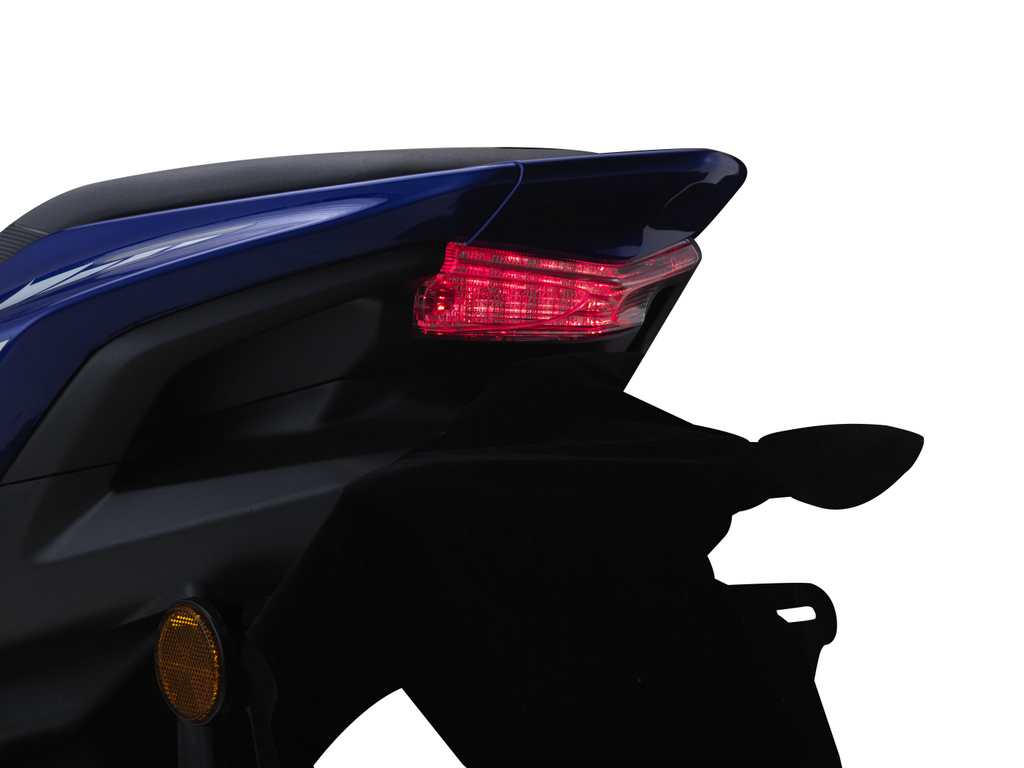 Yamaha NVX 155 Malaysia 2017_PanduLaju (9) - PanduLaju.com.my