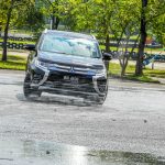 Pandu uji Mitsubishi Outlander CKD