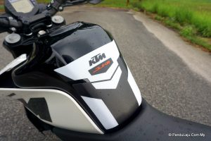 Tunggang Uji KTM Duke 250