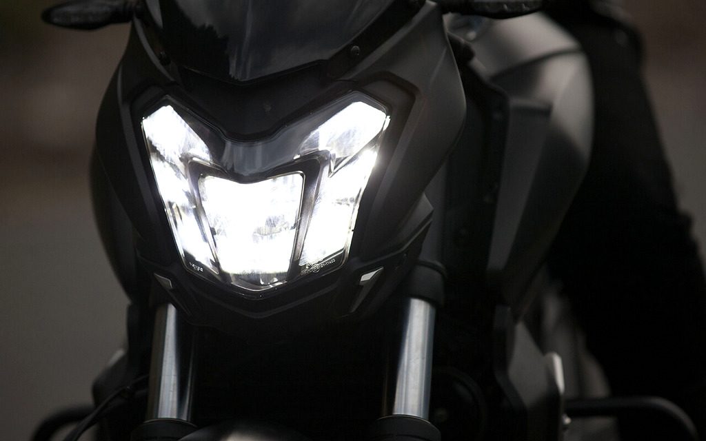 lampu Modenas Dominar 400 Malaysia