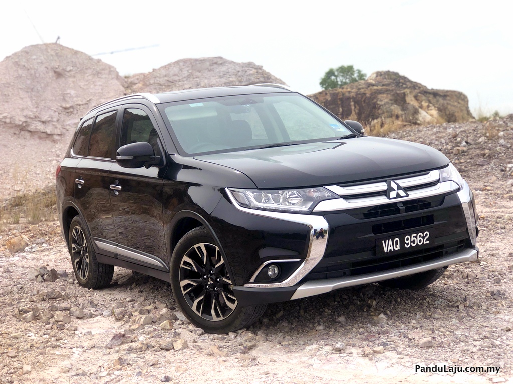 Pandu Uji Mitsubishi Outlander 2.4L CKD