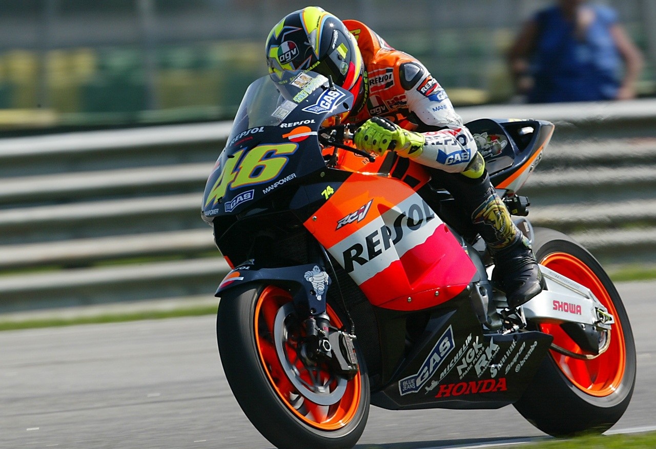 Rossi Dulu Ramai Cakap Menang Sebab Honda, Jadi Aku