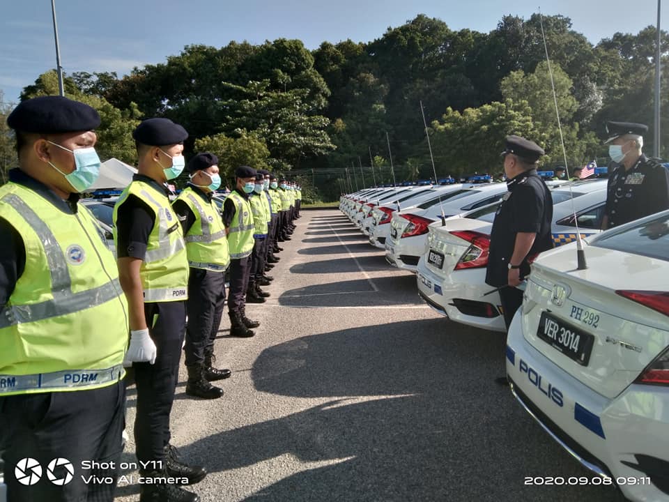 Giliran Polis Pahang Pula Dapat Honda Civic 1.8 S