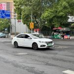 Plat hijau sangat mudah diilihat di bandar Hangzhou, China