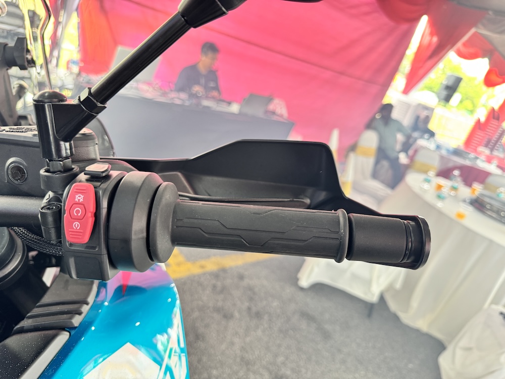 CFMoto 800MT-X 2025
