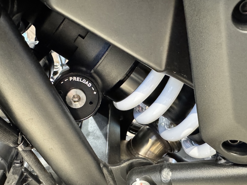 CFMoto 800MT-X 2025