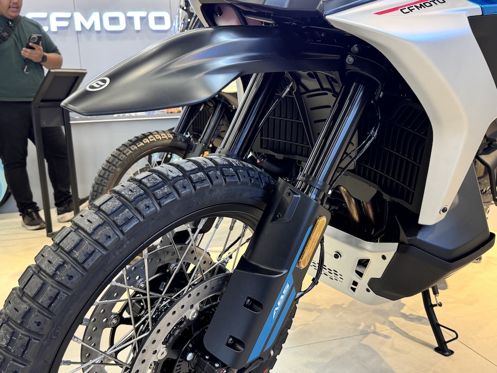 CFMoto 800MT-X 2025