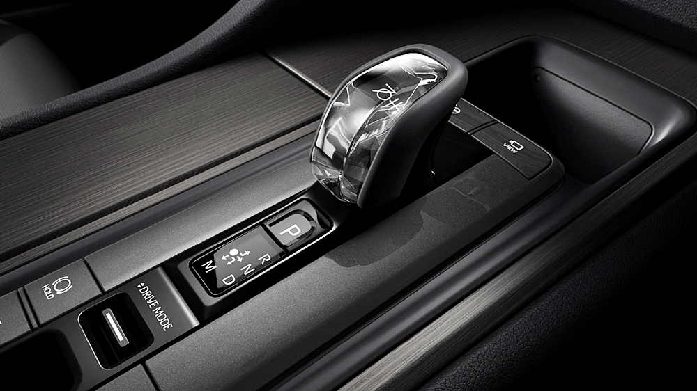 Toyota Crown Z The 70th 2025