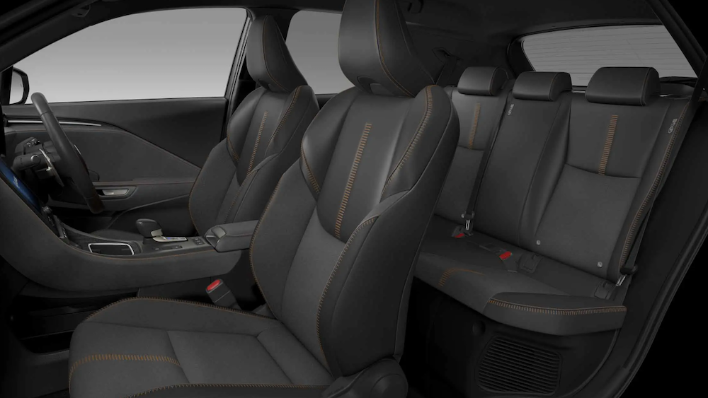 Lexus LBX Cool 2025