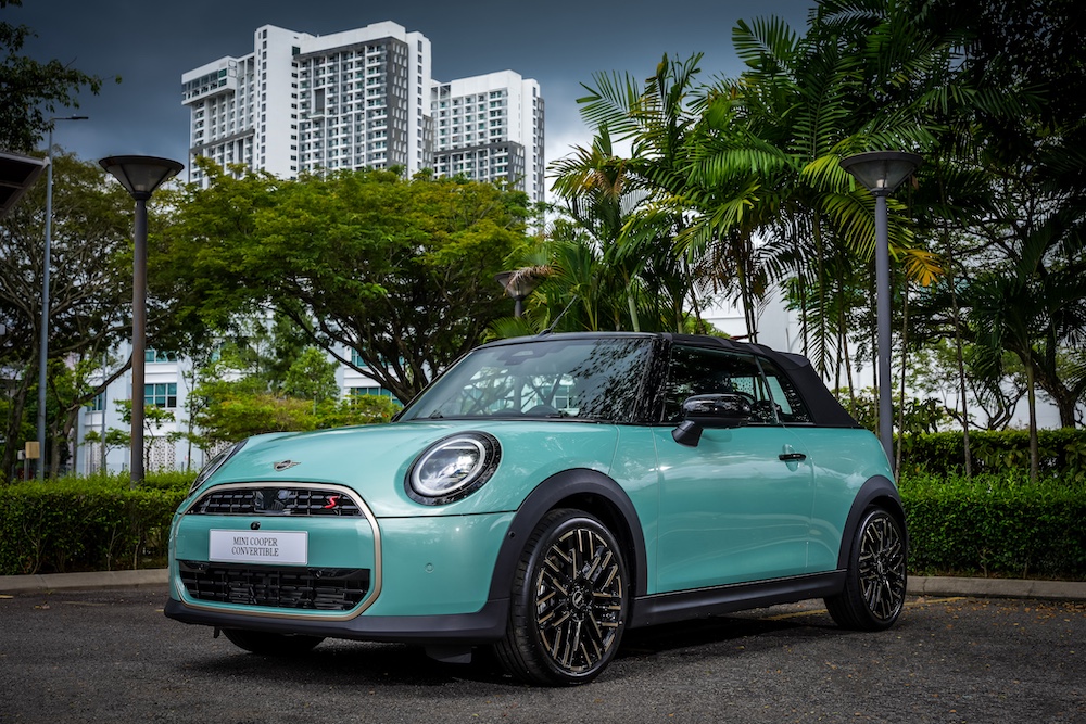 MINI Cooper Convertible