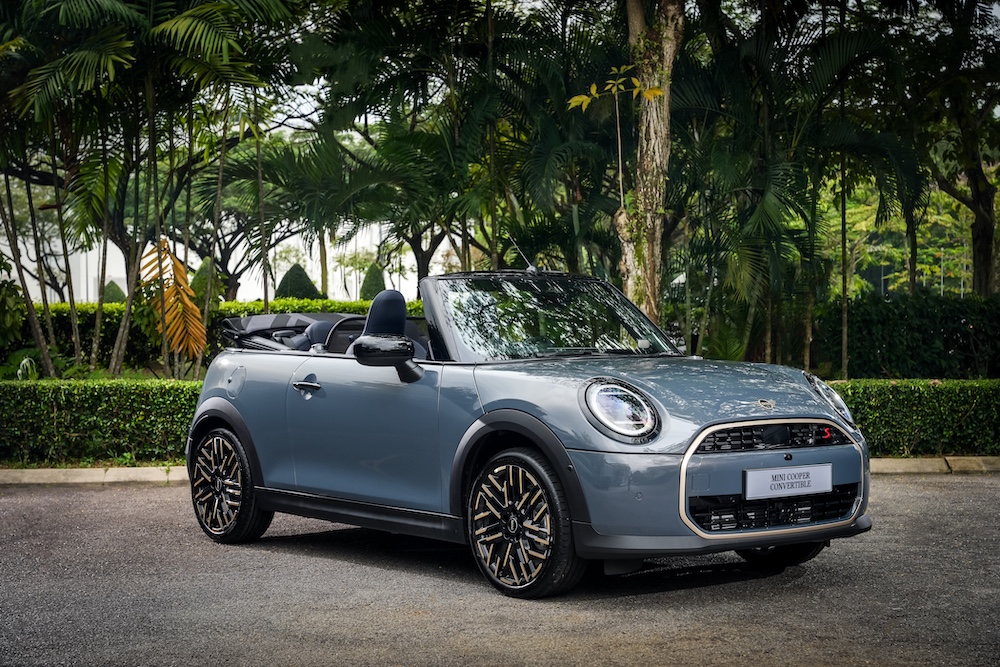 MINI Cooper Convertible