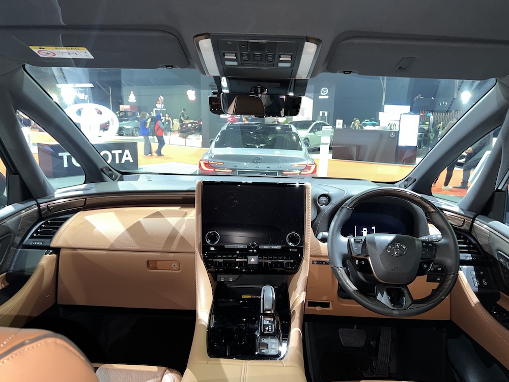 Toyota Vellfire 2.5 HEV Executive Lounge 2025