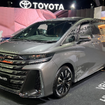 Toyota Vellfire 2.5 HEV Executive Lounge 2025